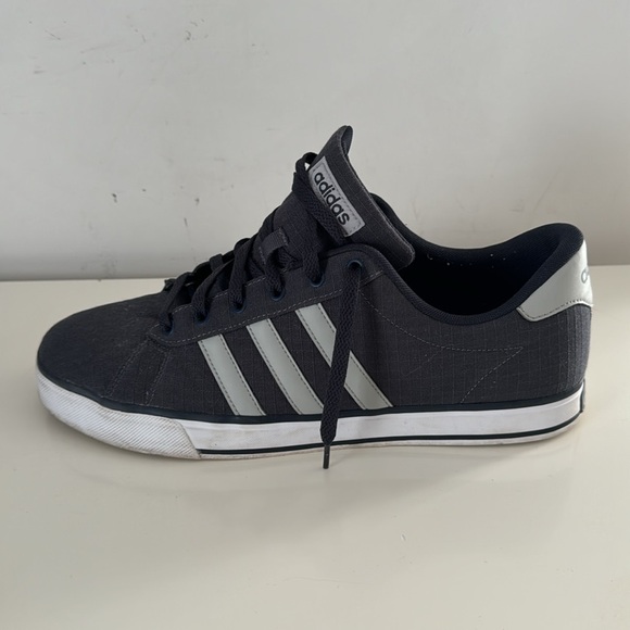 Pre-Owned ADIDAS casual court shoe Men’s Size 13 - Picture 4 of 9